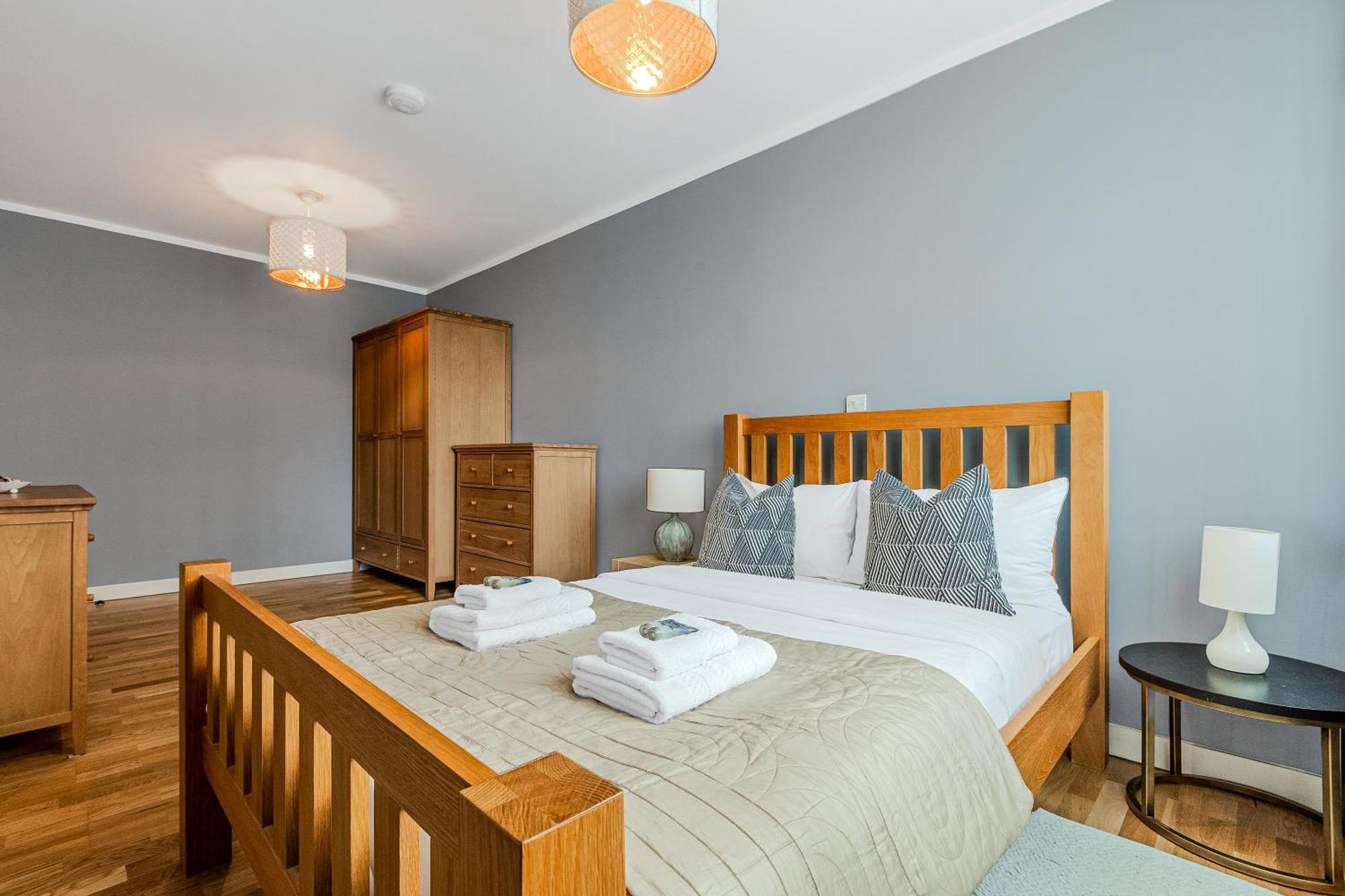 Appartamento New Listing! 2br With Balcony In Stratford, 3min Dlr